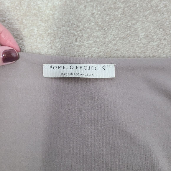 OOTDFash Long Sleeve Crop Top Size Medium - Picture 3 of 7